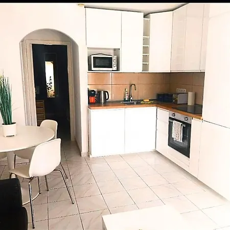 Apartment Bright & Spacious With Aircon Puerto del Carmen (Lanzarote)