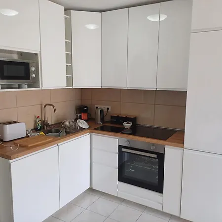 Bright & Spacious With Aircon Puerto del Carmen (Lanzarote)